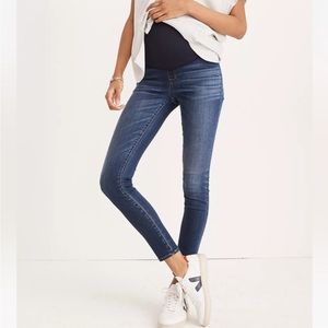 Madewell Maternity Skinny Over the Belly Mid Wash Jeans 24